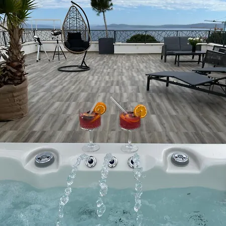 Azure Pine Residence Private Heated Pool & Rooftop Jacuzzi Trogir