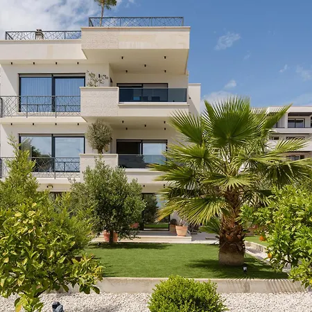 Azure Pine Residence Private Heated Pool & Rooftop Jacuzzi * Trogir