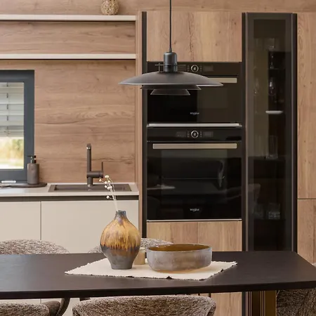 شقة Azure Pine Private Rooftop Terrace & Jacuzzi