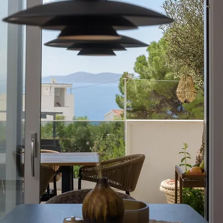 شقة Azure Pine Private Rooftop Terrace & Jacuzzi *