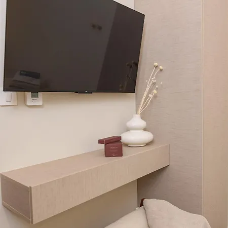 Apartmán Azure Pine Residence Private Heated Pool & Rooftop Jacuzzi *