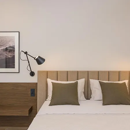شقة Azure Pine Private Rooftop Terrace & Jacuzzi *