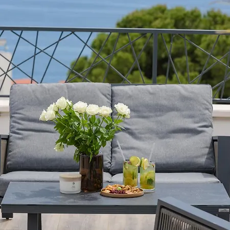 شقة Azure Pine Private Rooftop Terrace & Jacuzzi تروغير